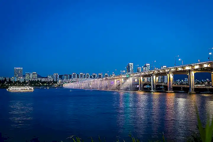 Hans Niemann besiegt Carlsen in Speed Chess-Halbfinale